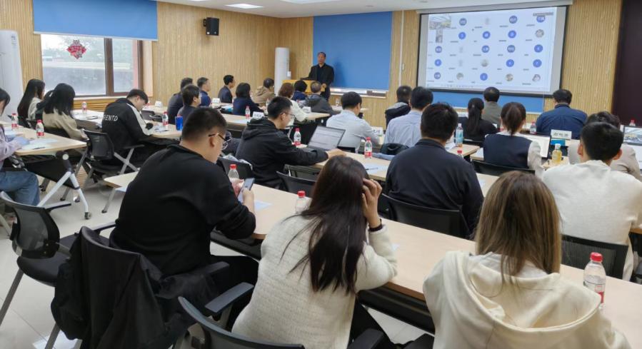 攜手創(chuàng)新，共繪藍(lán)圖 我校成功舉辦海峽兩岸農(nóng)業(yè)與土地遙感技術(shù)研討會(huì)